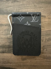 Load image into Gallery viewer, LV MONEY CLIP WALLET
